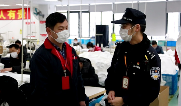滬警方主動對接我司，保障誠格一次性防護服安全生產(chǎn)